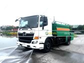 Xe phun nước rửa đường 8,1 khối Hino