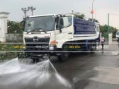 Xe phun nước rửa đường hino 13 khối