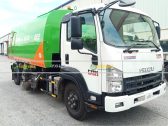 Xe quét đường hút bụi 5 khối isuzu